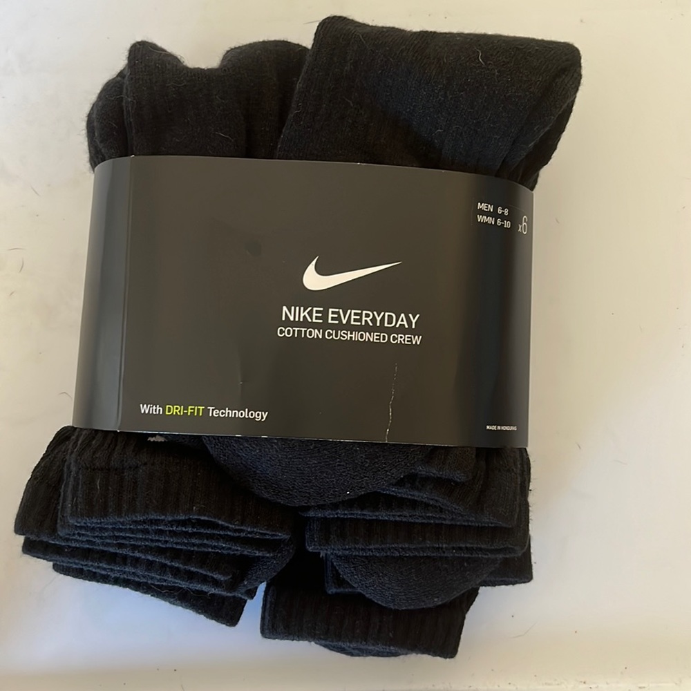 NWT Nike black socks mens